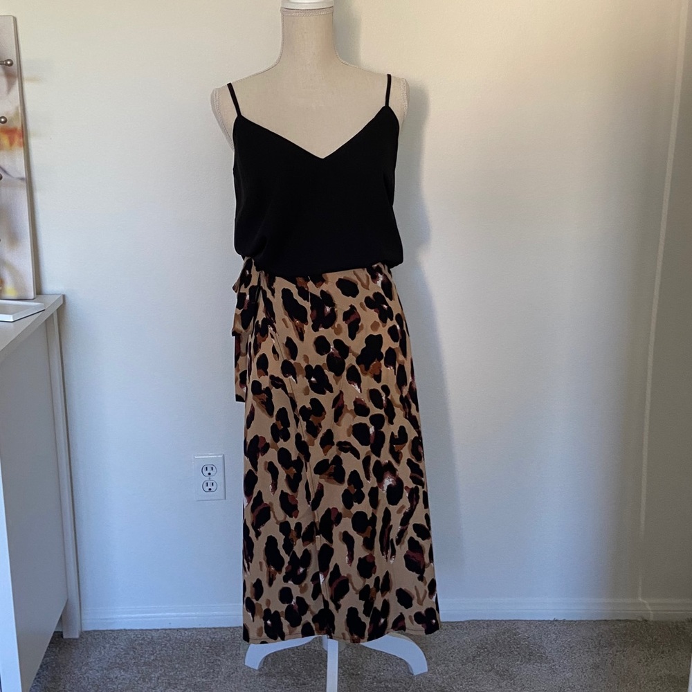 New cheetah print wrap midi skirt